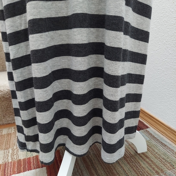 Striped Black and White Maxi Dress Size 1X. Lightweight. Stretchy. Comfort. - Picture 4 of 4